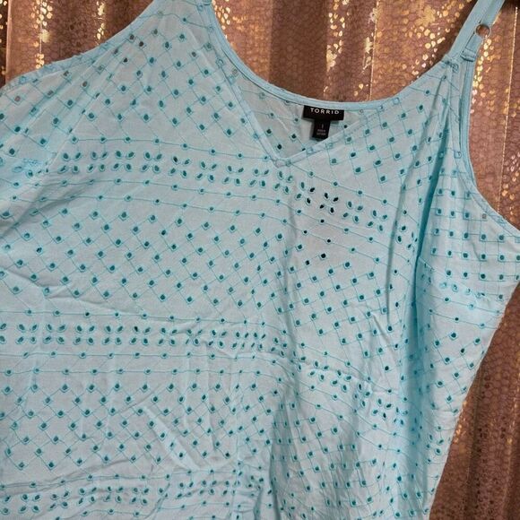 Torrid Light Blue Sophie Eyelet Swing Cami Tank Top NWT Size 1 1X 14/16 - Picture 3 of 11